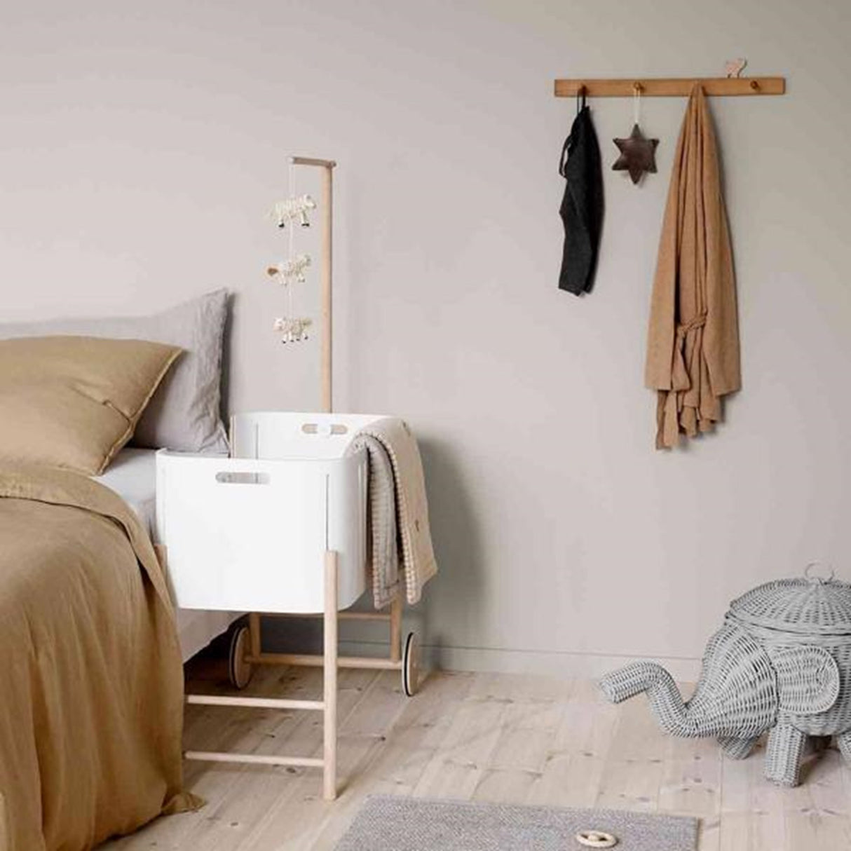 Oliver Furniture Wood Co-Sleeper