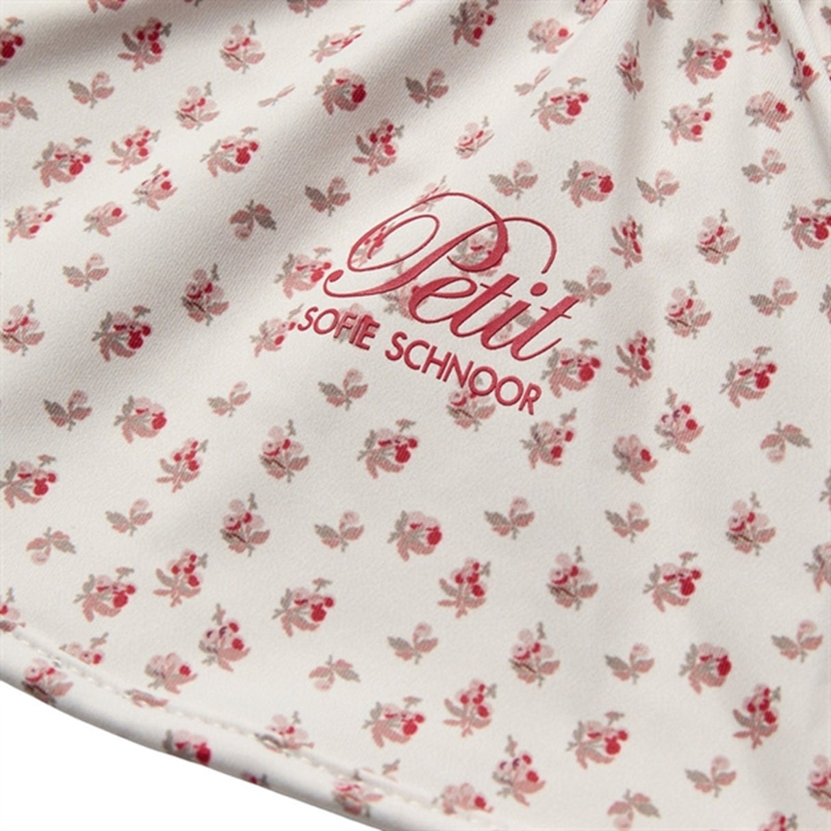 Sofie Schnoor Berry Red Solhat