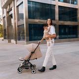 Cybex Laya Bæresele Almond Beige