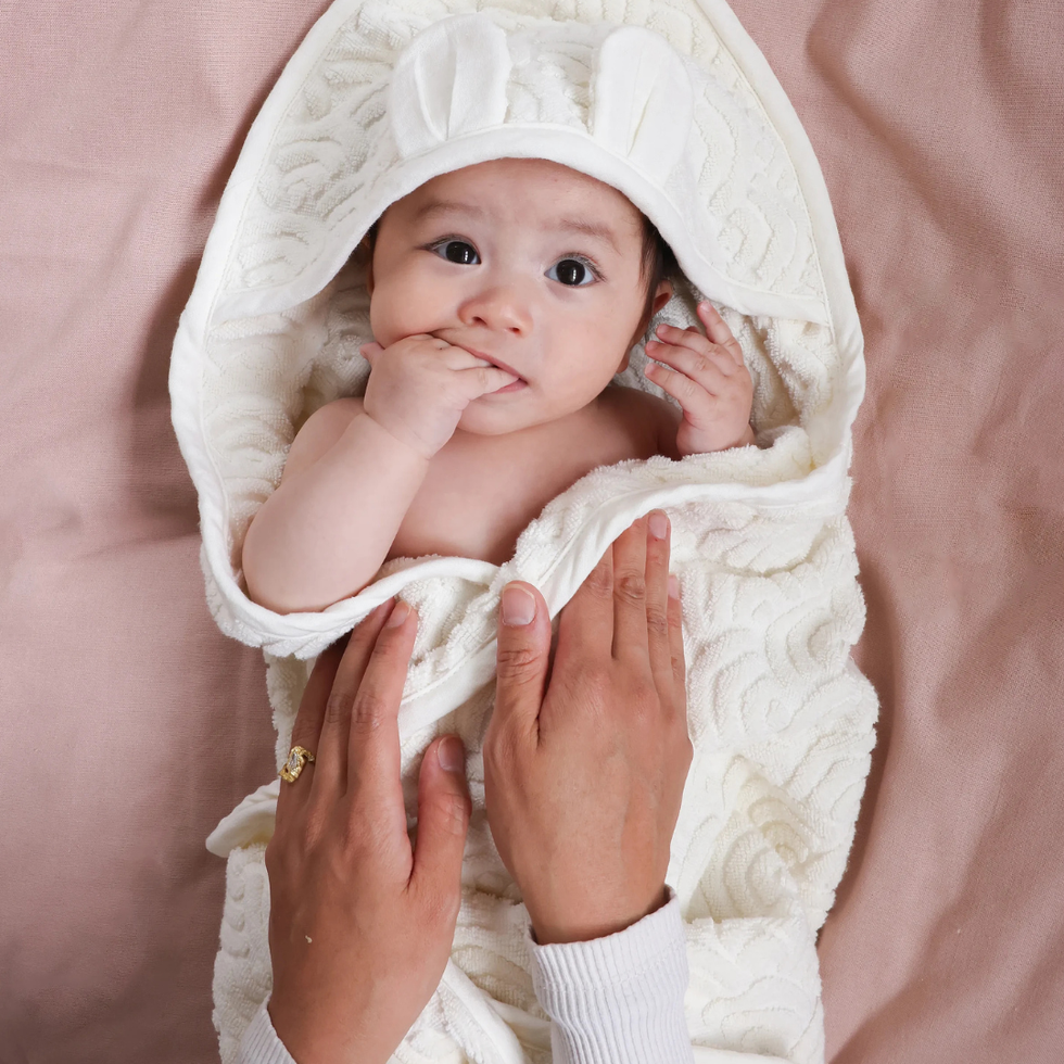 Guide til babys første bad