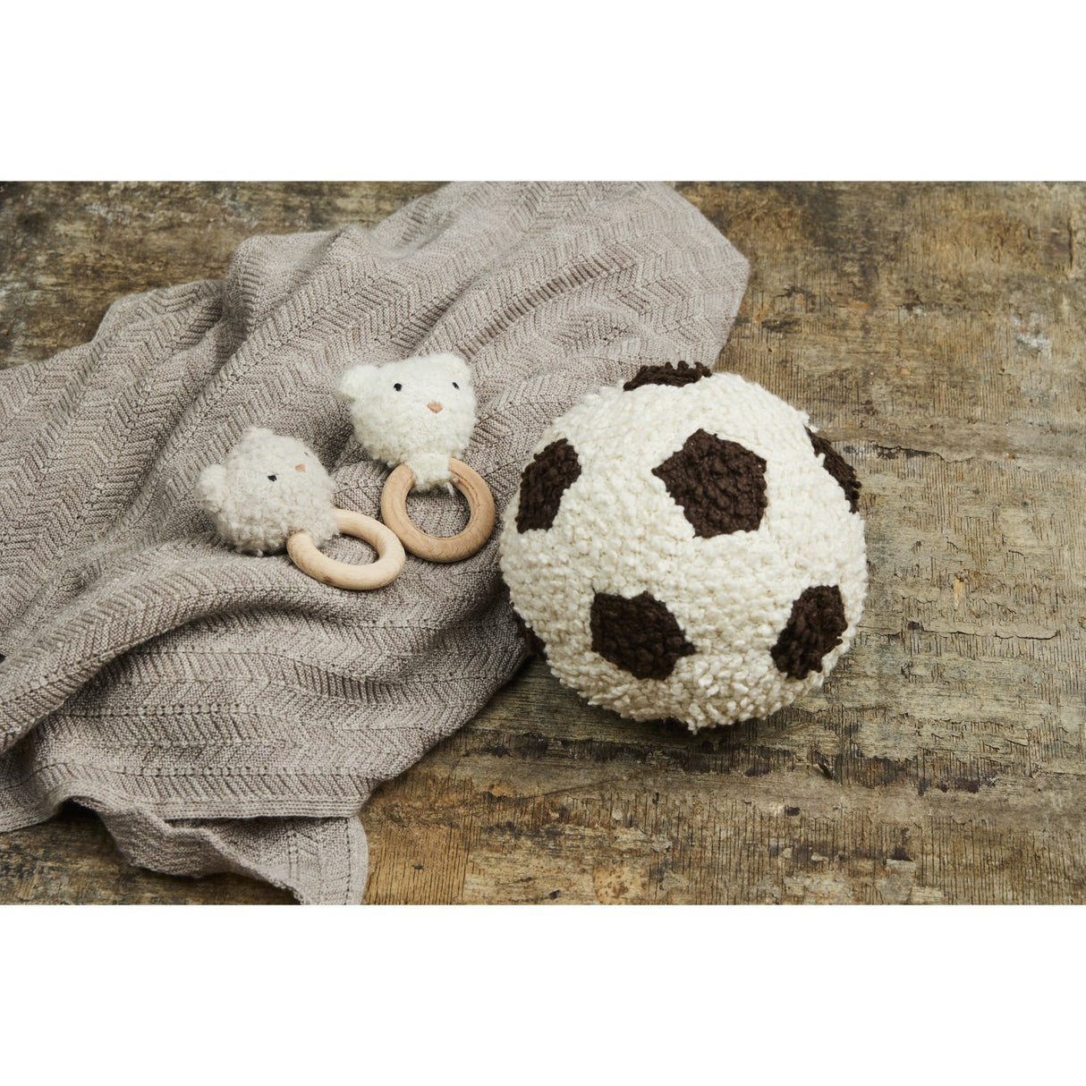 Smallstuff Off White/ Brown Strikket Fodbold Bouclé