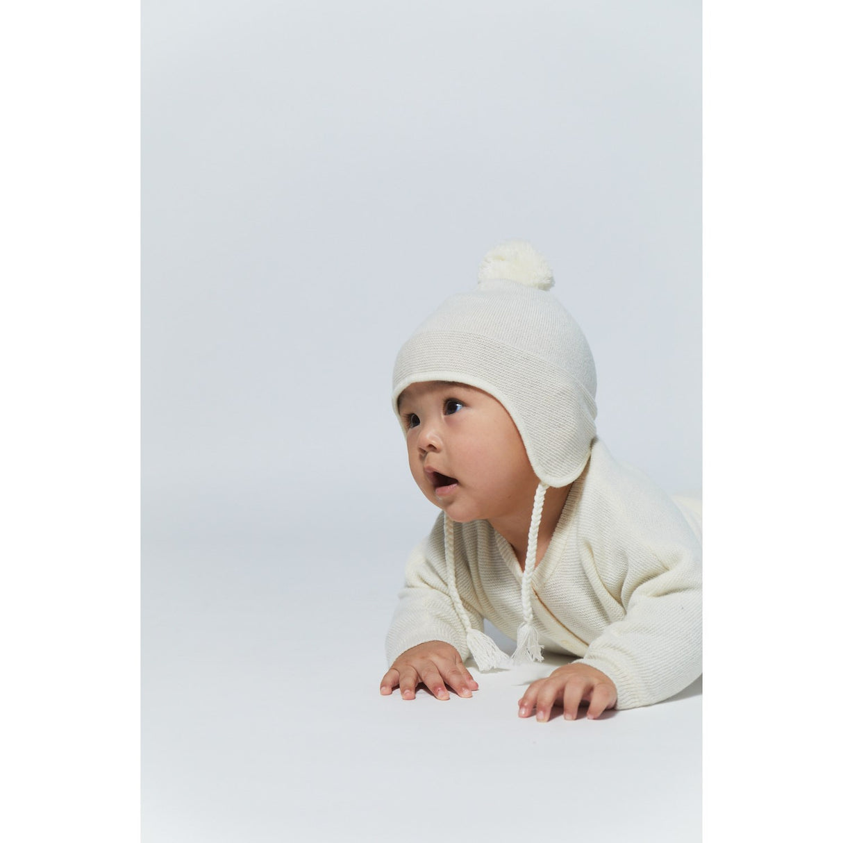 COPENHAGEN COLORS Creme Cashmere Baby Bonnet Hue