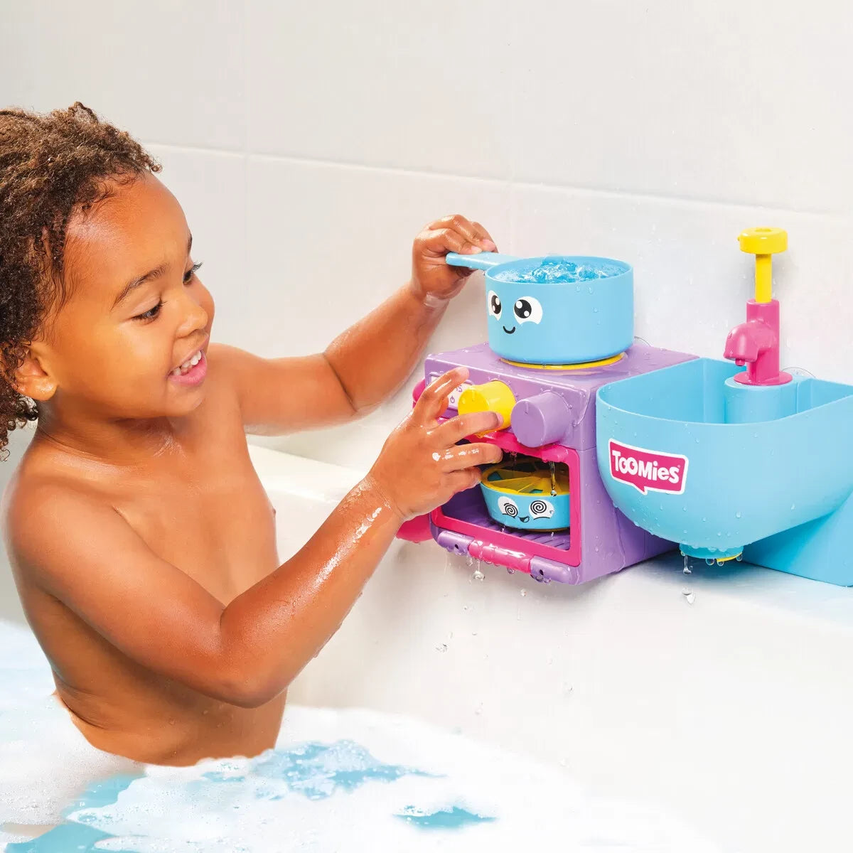 TOMY Toomies Bubble & Bake Køkken i Badet