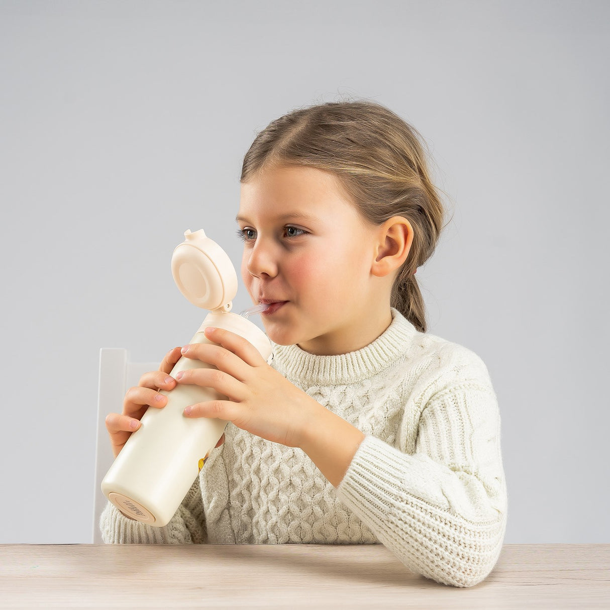 REER Drikkedunk m. sugerør - Creme