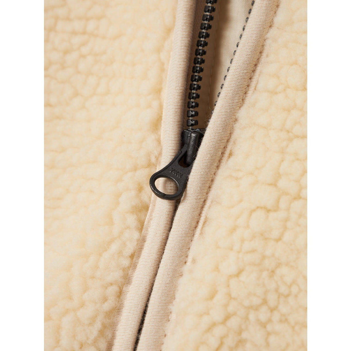 Lil'Atelier Sandshell Nalo Loose Sherpa Jakke