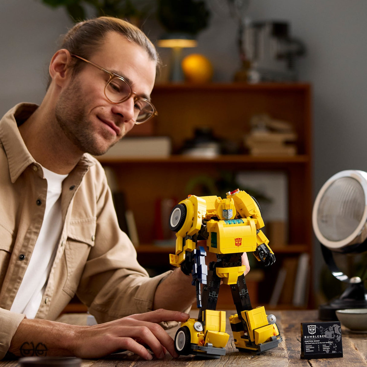 LEGO® Icons Bumblebee