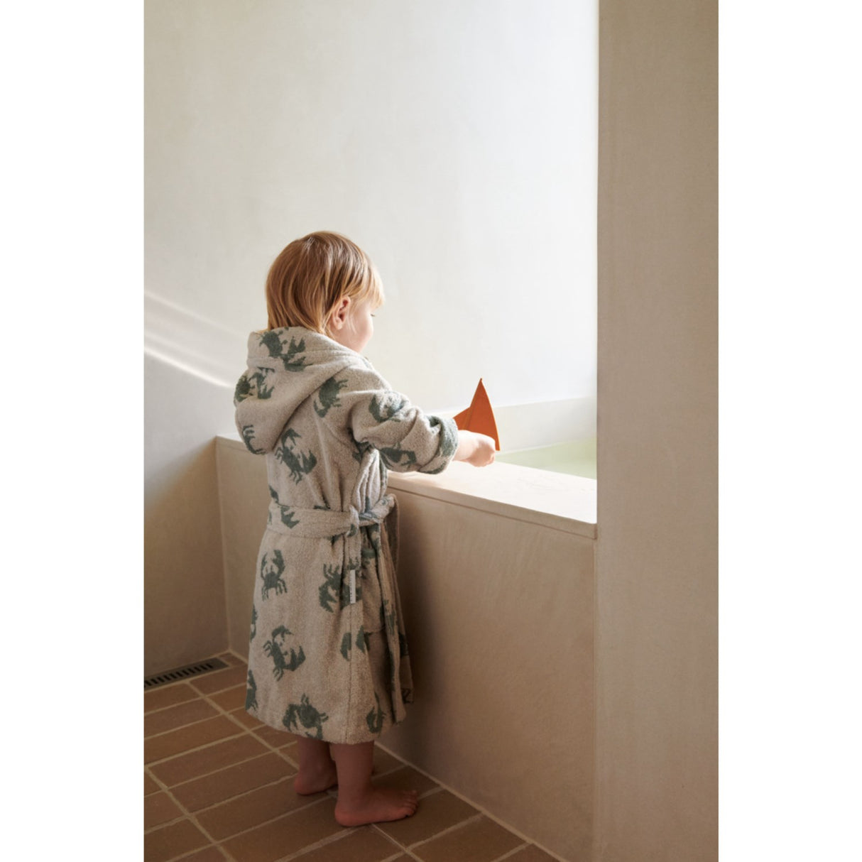 LIEWOOD Crab / Sandy Lilana Yarn Dyed Badekåbe