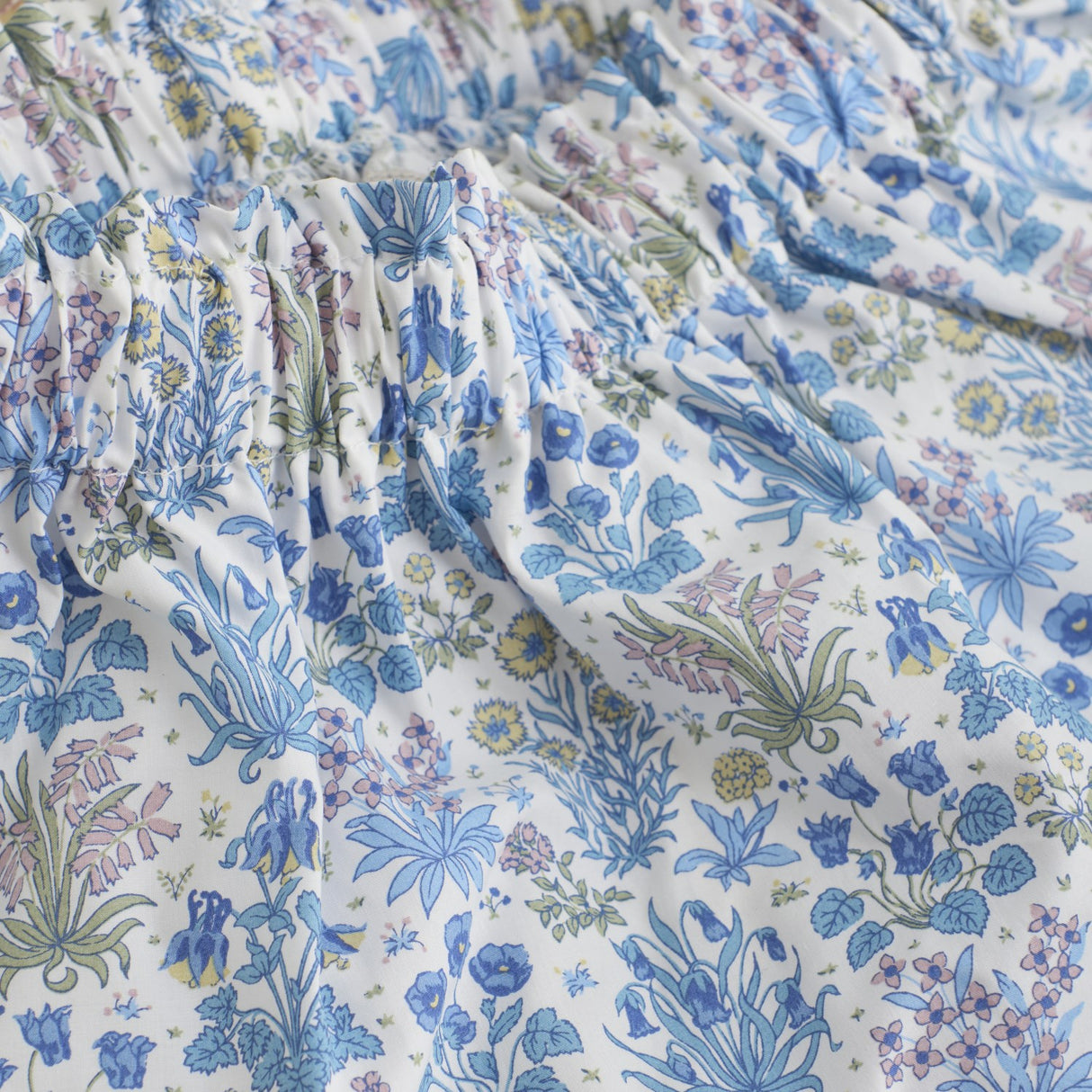 Huttelihut Soft Chambray Nederdel I Liberty Stof