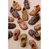 Angulus Tan/Dark Brown Lædersandal Med Stjernedetalje