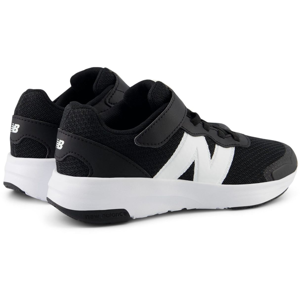 New Balance Black FreshFoam 578 Kids Bungee Lace Med Top Strop
