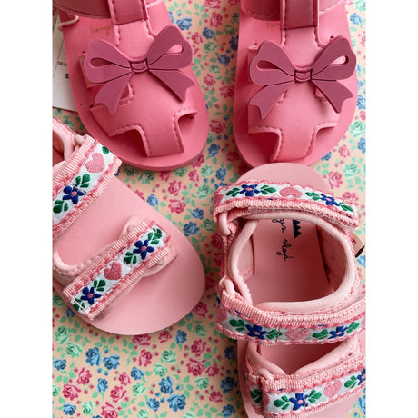 Konges Sløjd Flamingo Plume Sable Sandal.