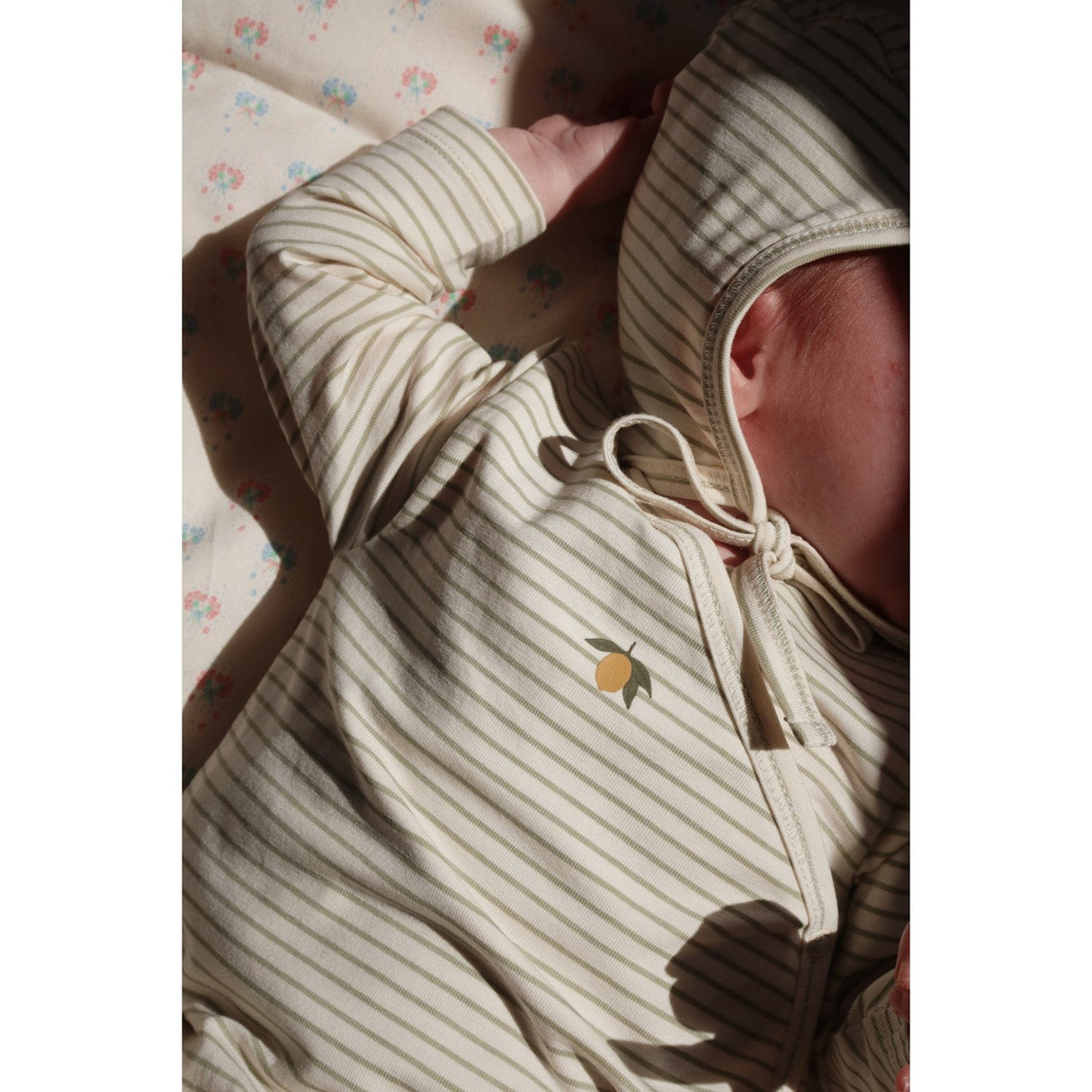 Konges Sløjd Tea Stripe Basic Baby Hjelm GOTS