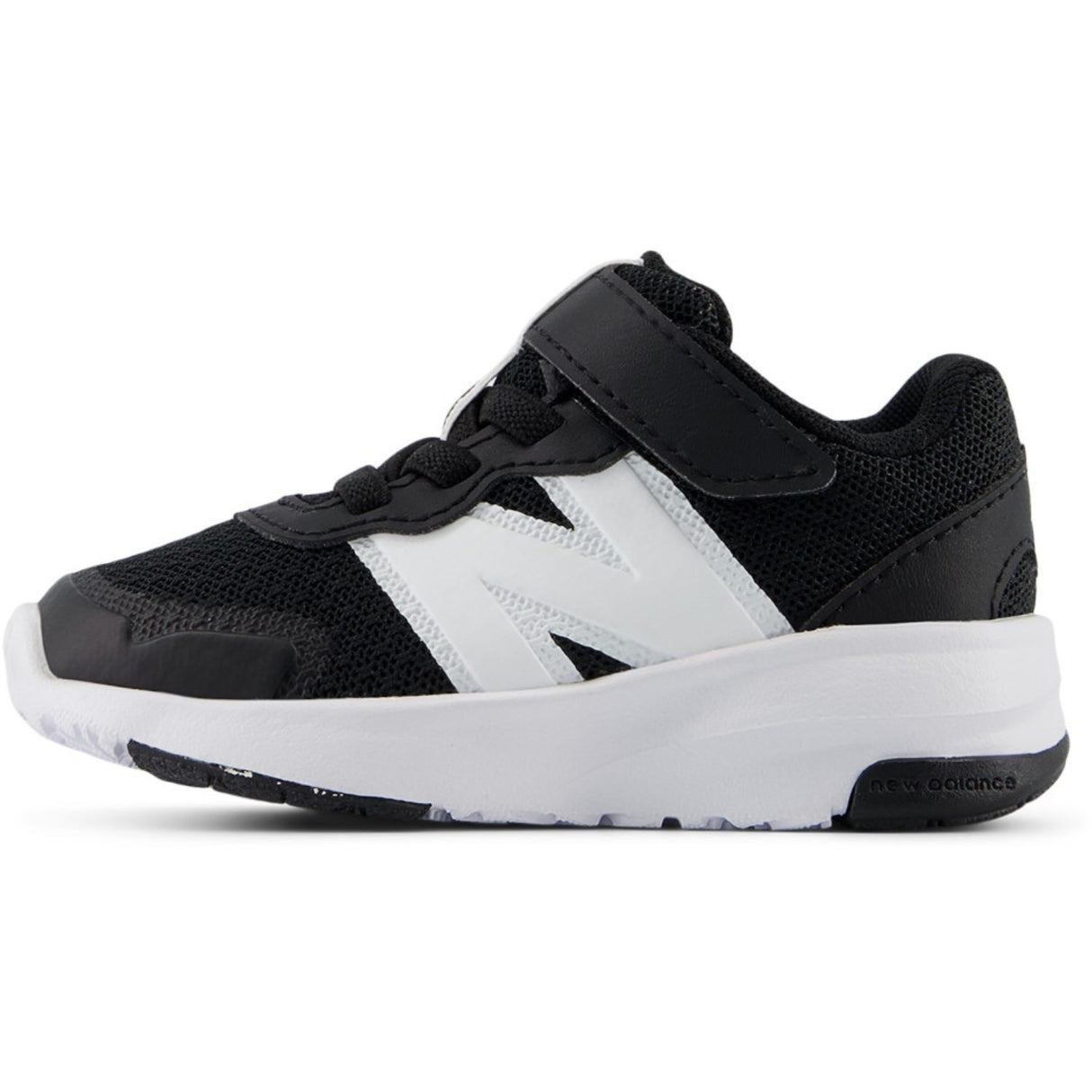 New Balance Sneakers Black FreshFoam 578 Kids Bungee Lace Med Top Strop
