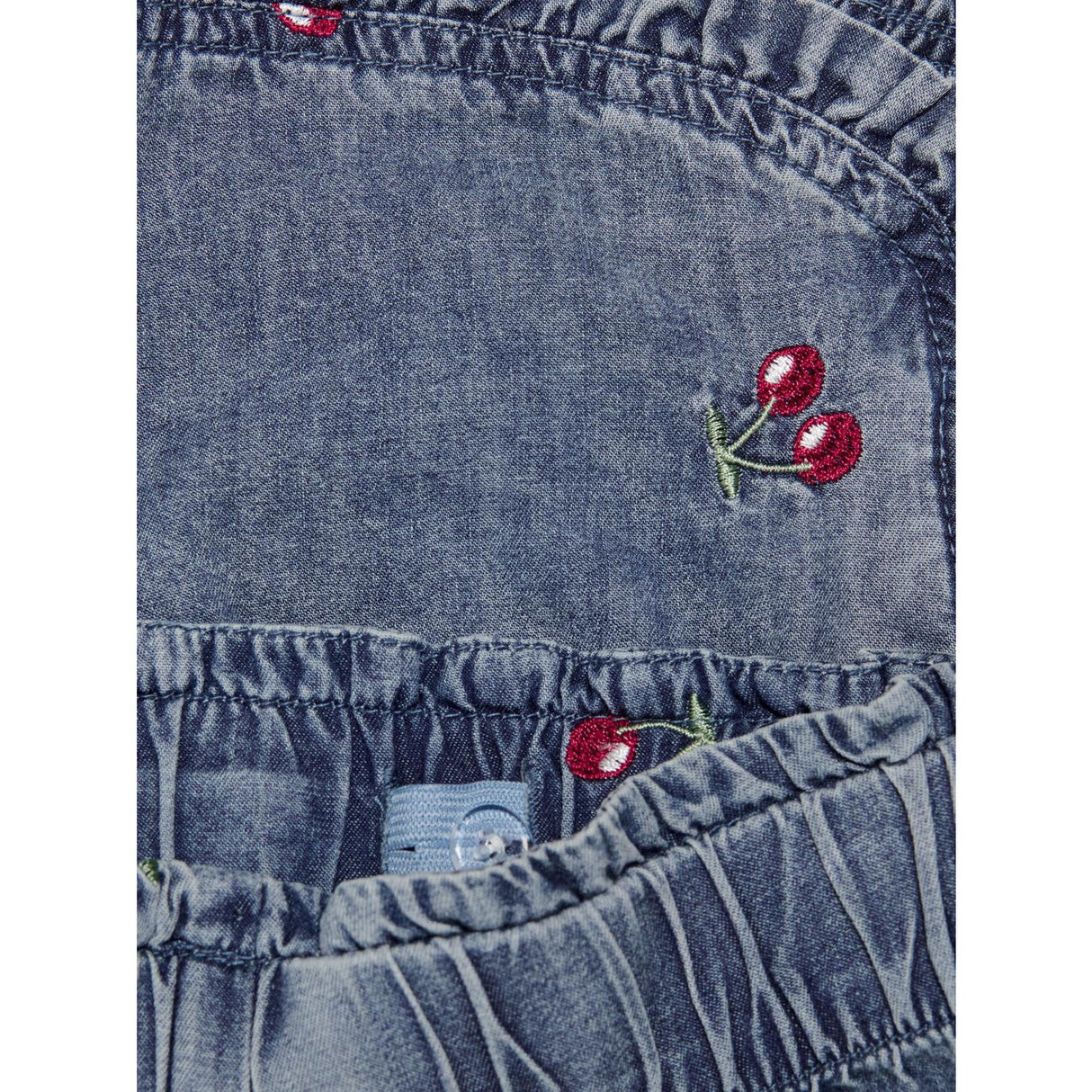 Kids ONLY MINI Medium Blue Denim Cherry Embroidery Dandy Cherry Flæse Denim Shorts