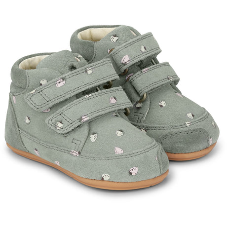 Bundgaard Strawberries Prewalker