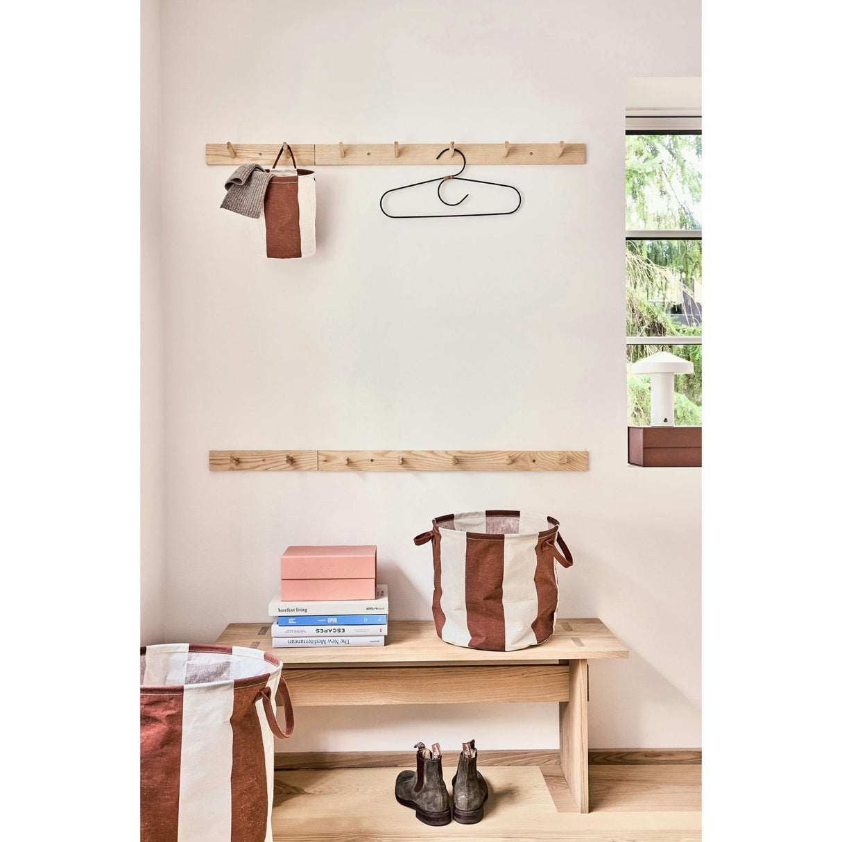 OYOY Red Saga Seng Opbevaring