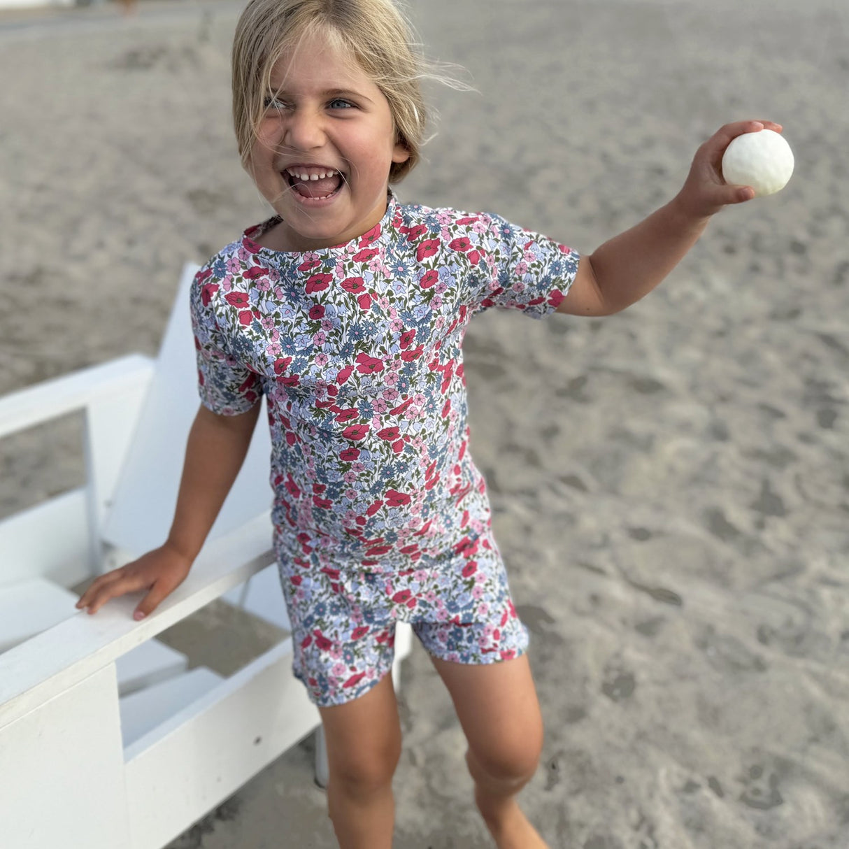 Petit Crabe Poppy & Daisy P Luna Boatneck Uv-T-Shirt - Lavet af Liberty© Stof