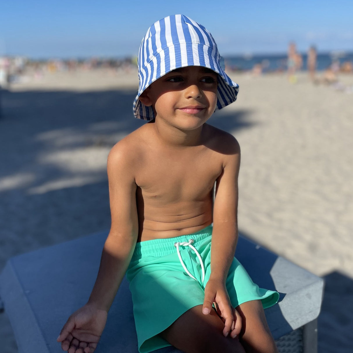 Petit Crabe Vertical Stripes Frey Solhat