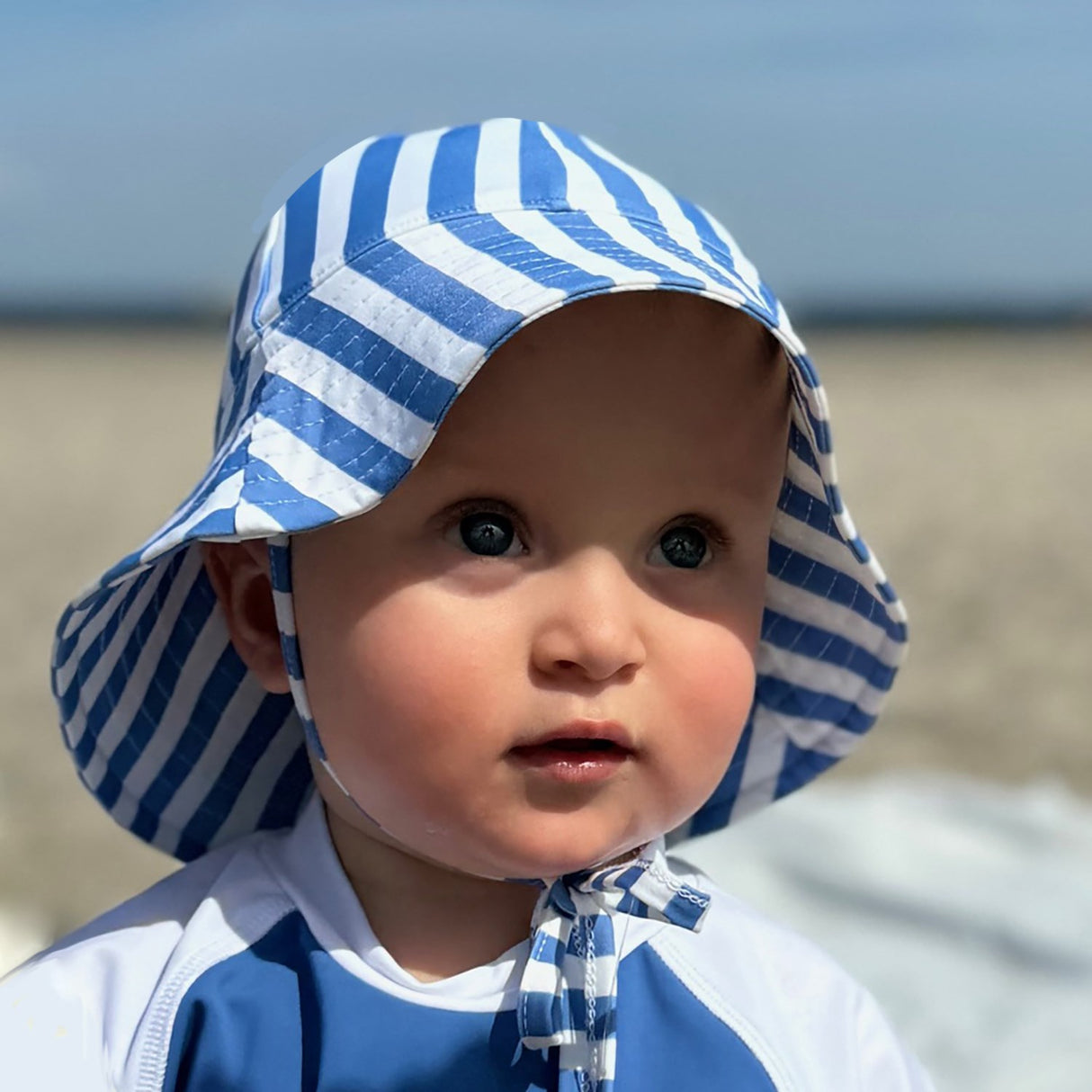 Petit Crabe Vertical Stripes Frey Solhat