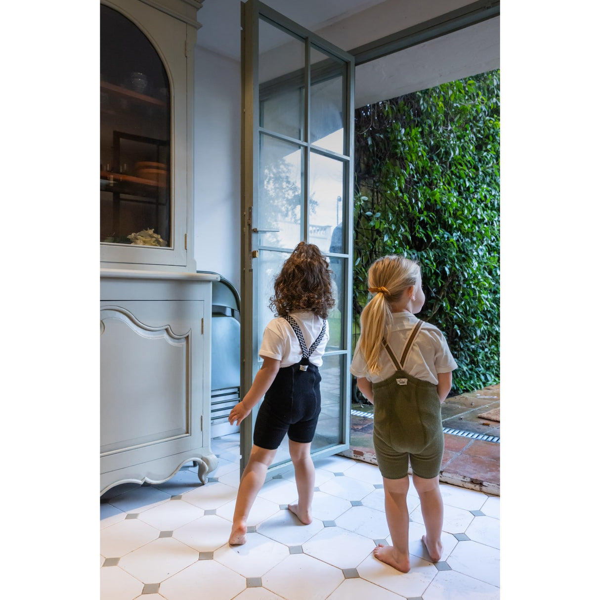 Silly Silas Classic Black Checked Shorty Tights Med Seler