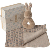 Maileg Rabbit Rangle Sæt - Cream Peach
