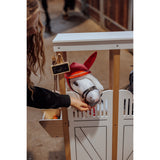 by Astrup Stævnesæt, Rød