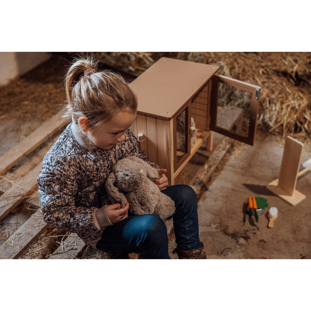 by Astrup Kaninbur Og Spring