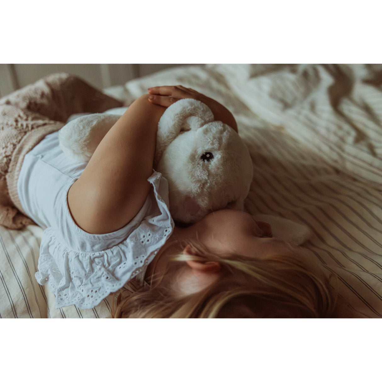 by Astrup Tyngdedyr, Kanin, 1,2 Kg.