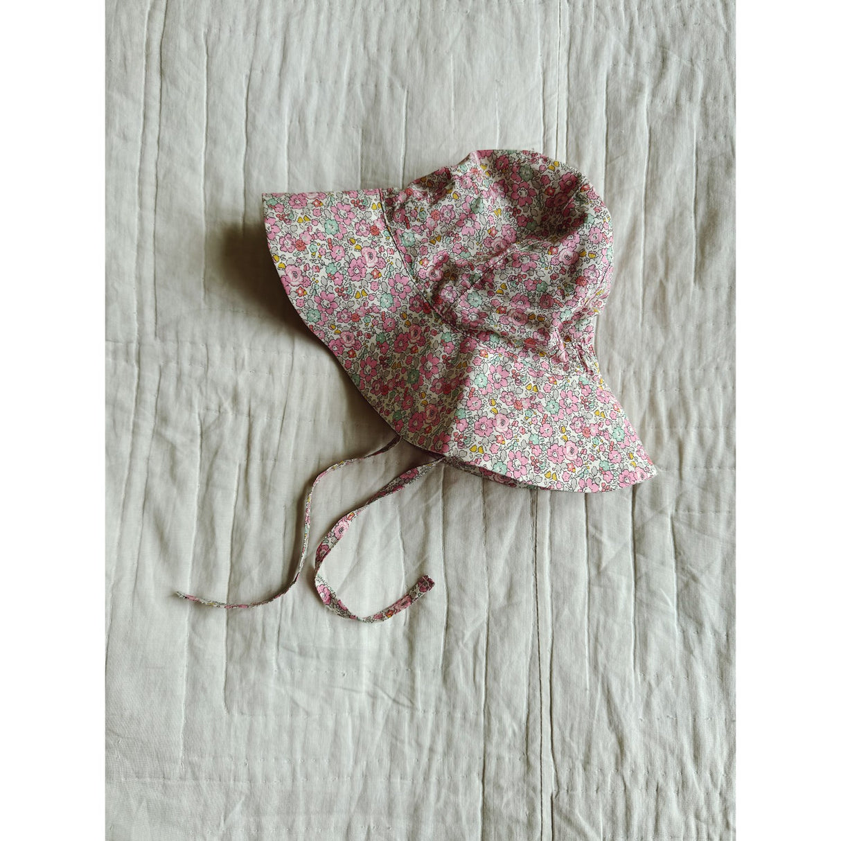 Lalaby Yvonne Hue Baby - Pink Betsy