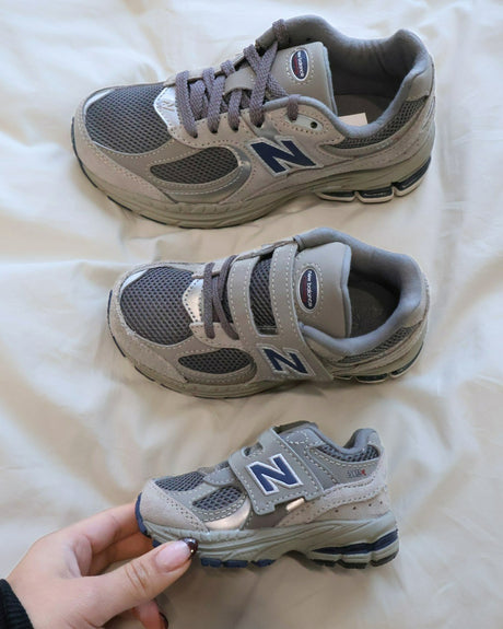 New Balance Sneakers Grey 2002 Kids Hook & Loop