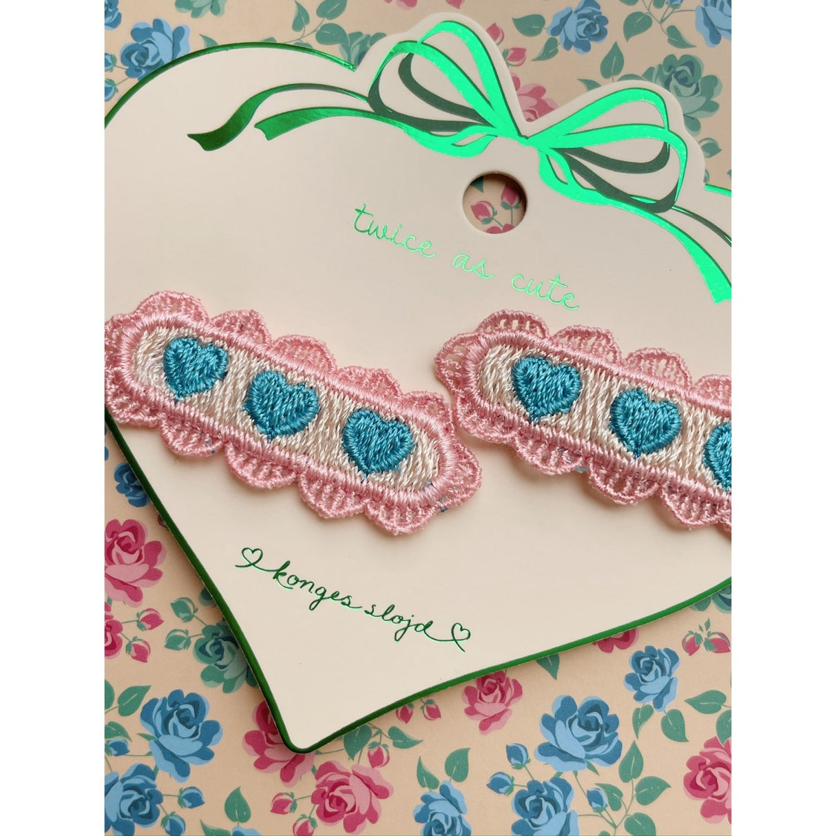 Konges Sløjd Buttercream 2 Pak Heart Embroidery Hårspænder