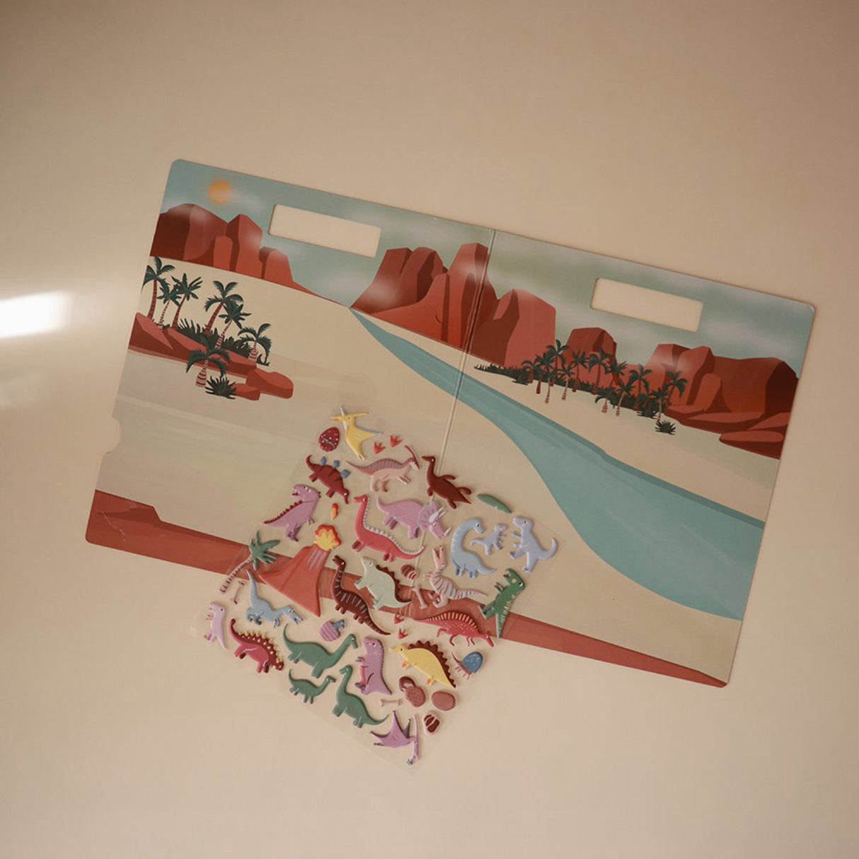 Mushie Dino Reusable Klistermærke Sæt