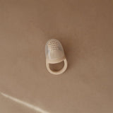 Mushie Shifting Sand Silikone Fresh Food Feeder 2-Pak