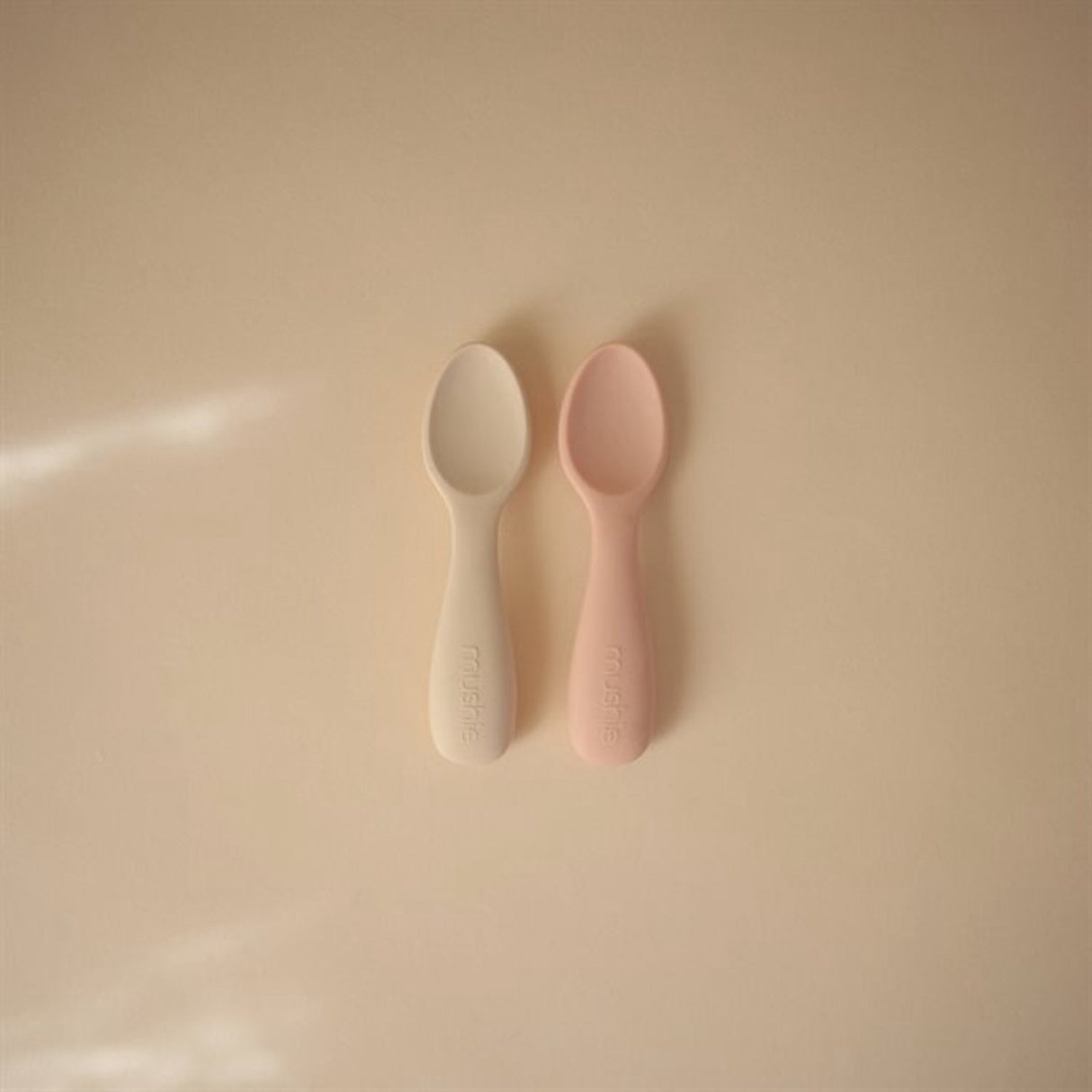 Mushie Blush/Shifting Sand Toddler Starter Skeer 2-Pak