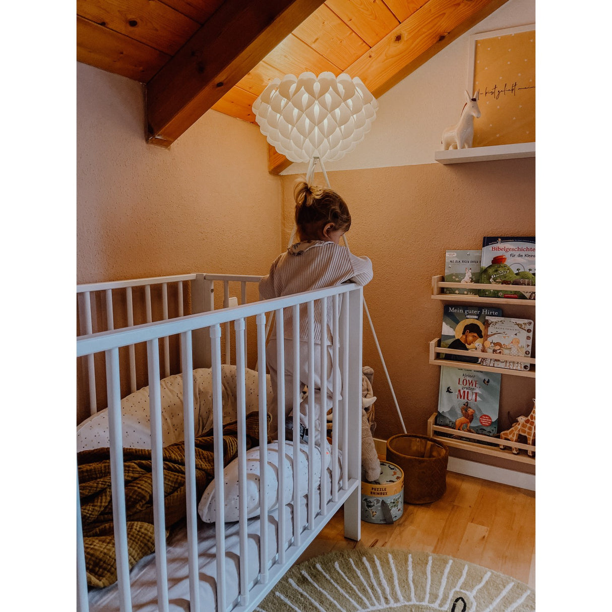 tiSsi® White Laquer Jori Sammenklappelig Seng Massiv Bøg