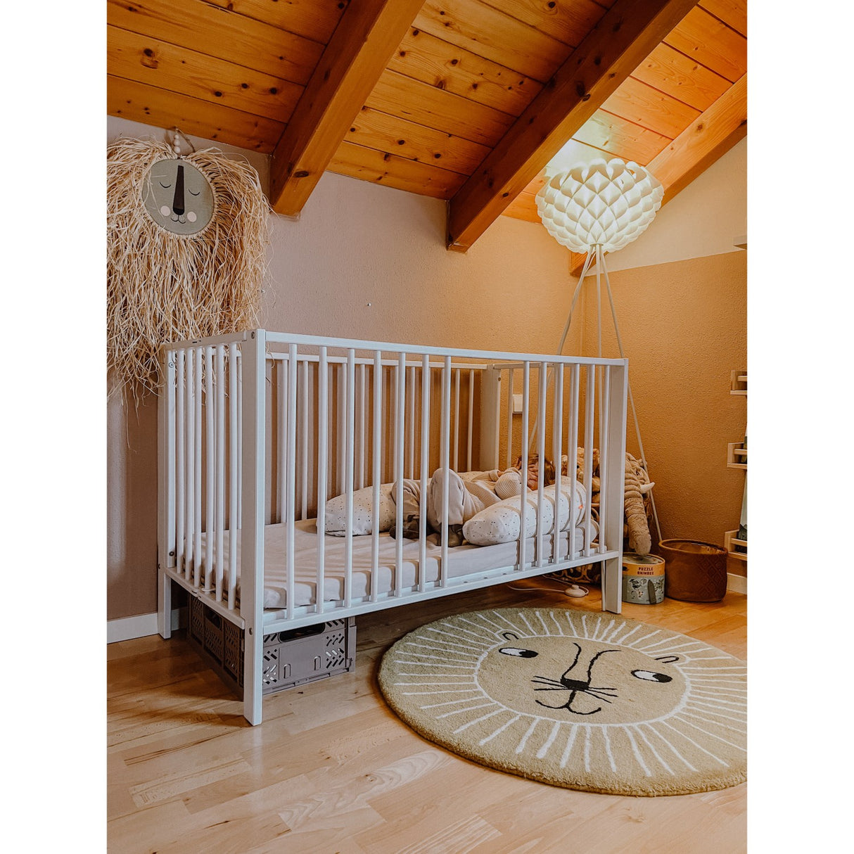 tiSsi® White Laquer Jori Sammenklappelig Seng Massiv Bøg