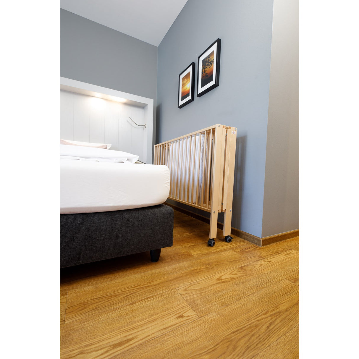 tiSsi® Nature Jori Sammenklappelig Seng Massiv Bøg