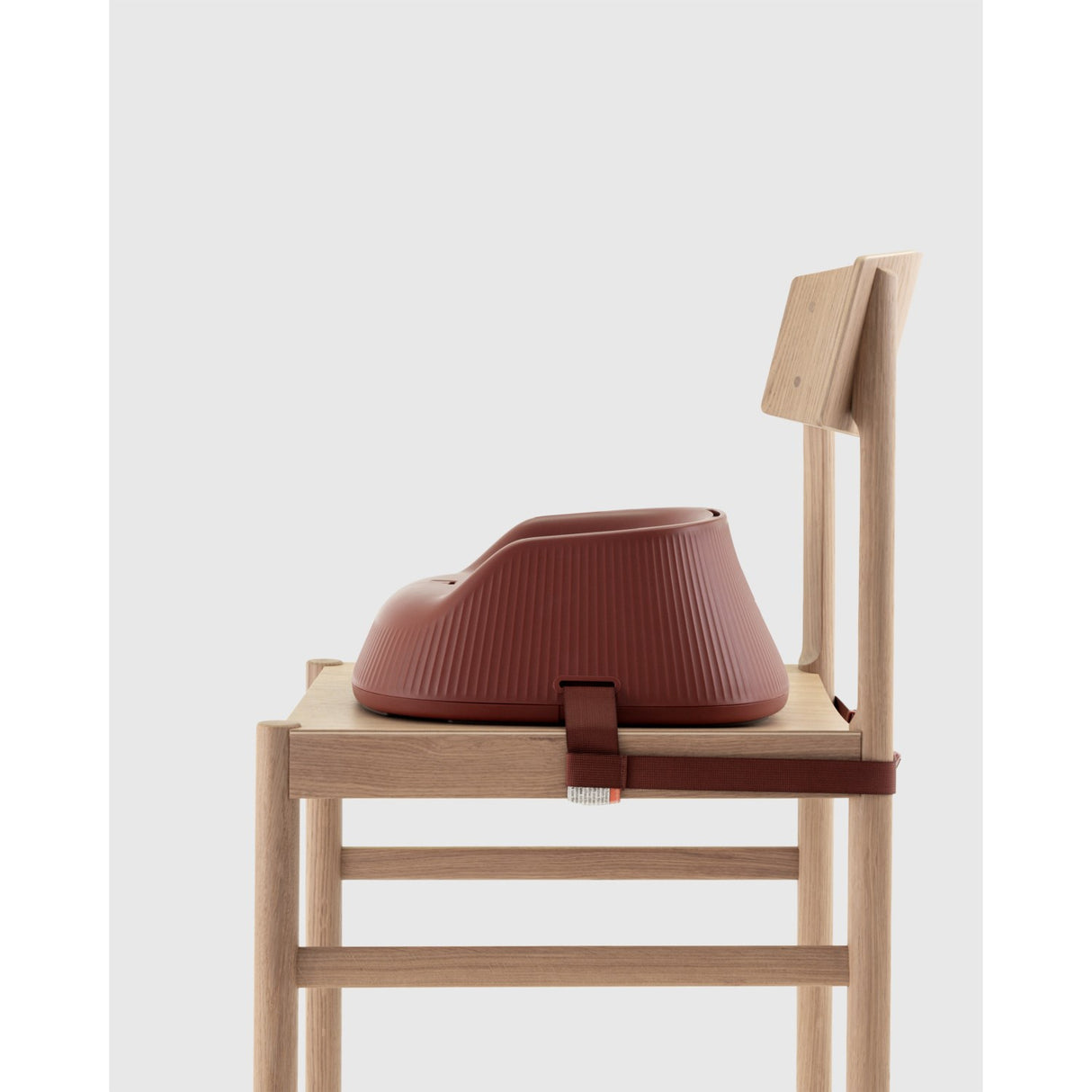 Hannie Mahogany Red The Portable High Chair