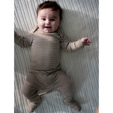 Serendipity Almond/Offwhite Baby Dragt Stripe