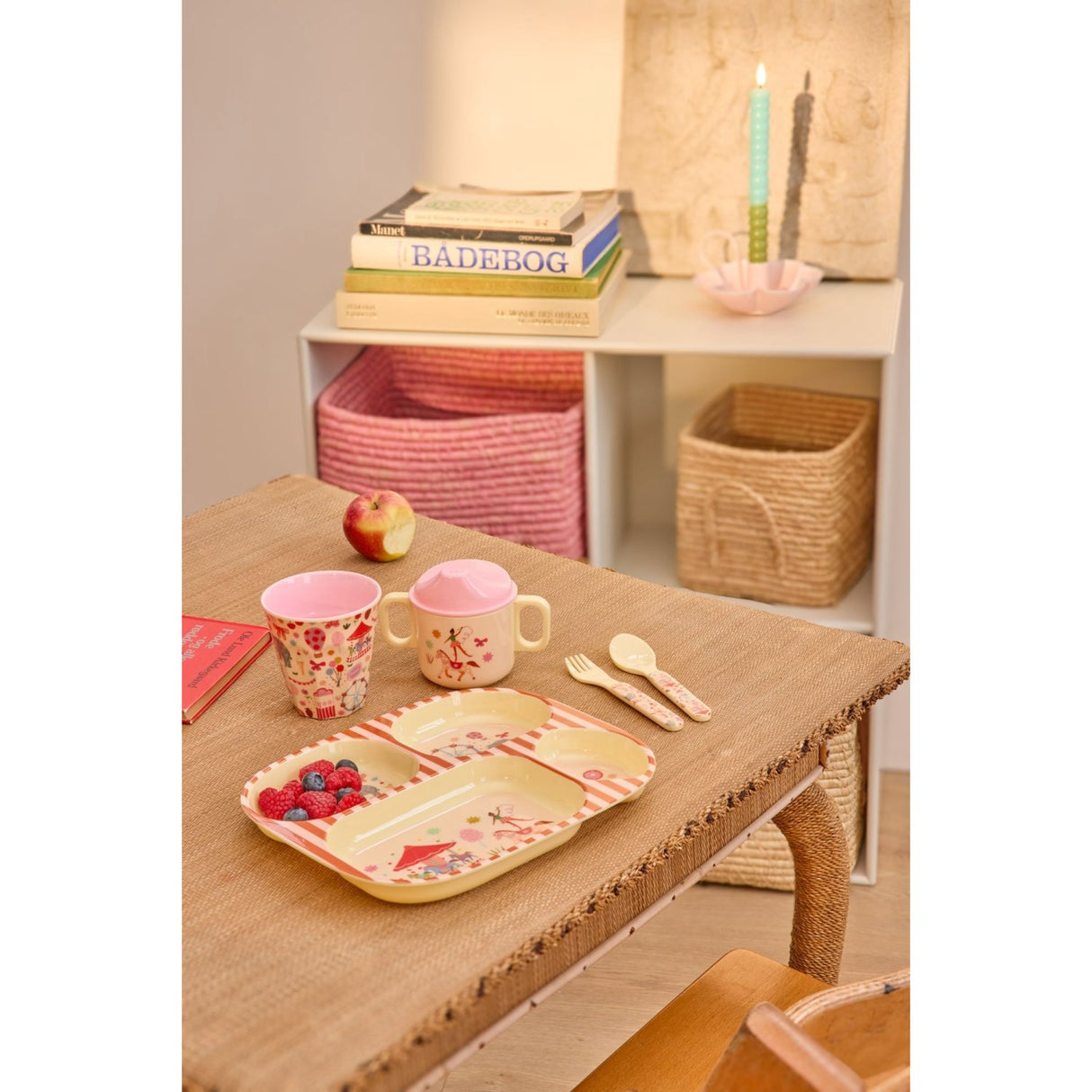 Rice Pink Fun Fair Print Melamine Baby Spisesæt i Gaveæske 4 Pcs