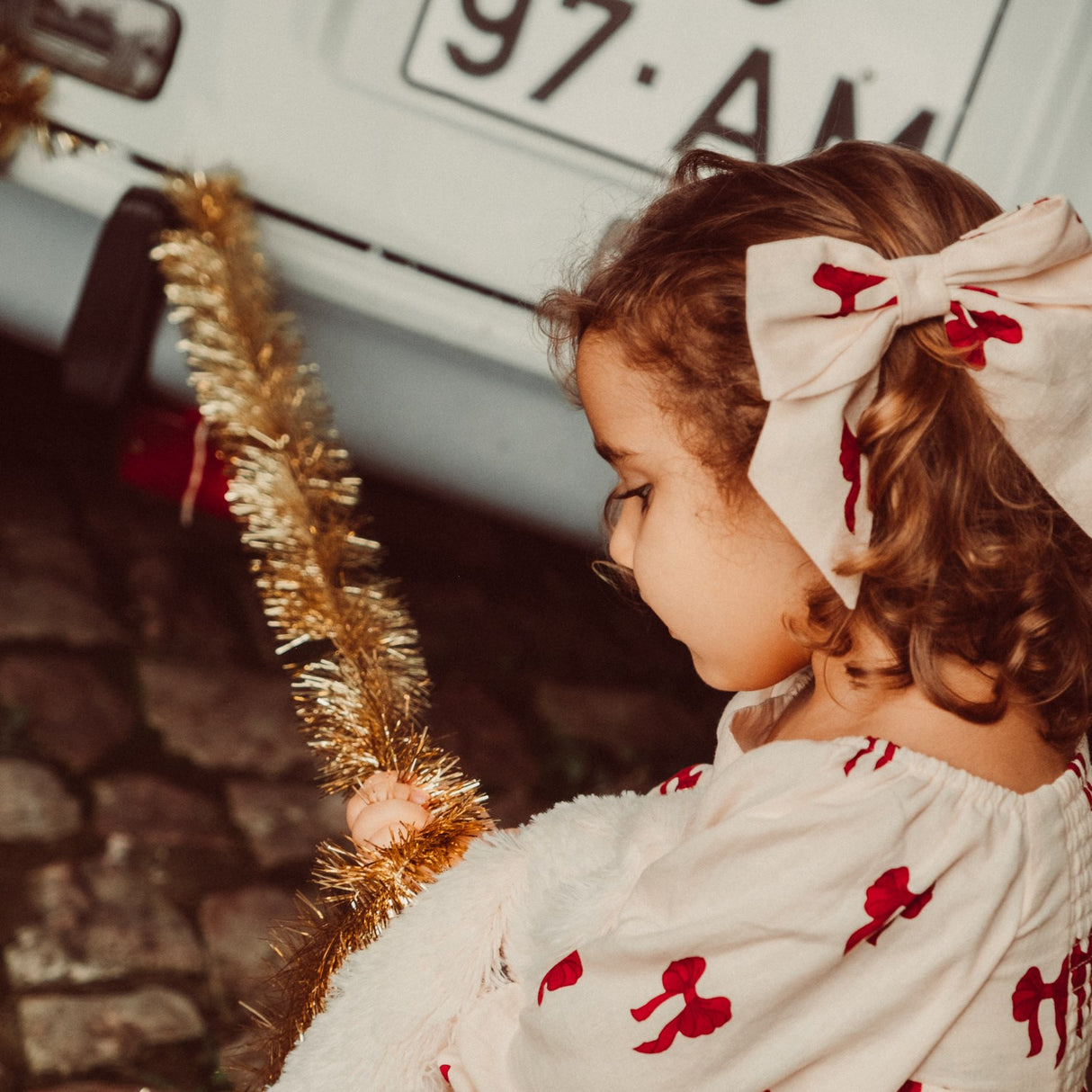 That's Mine Rouge Boucle Tori Hair Sløjfe Clips - 2 Pak