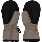 En Fant Fungi Vanter W. Lynlås