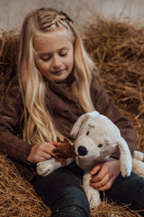 by Astrup Plyshund Med Hvalpe