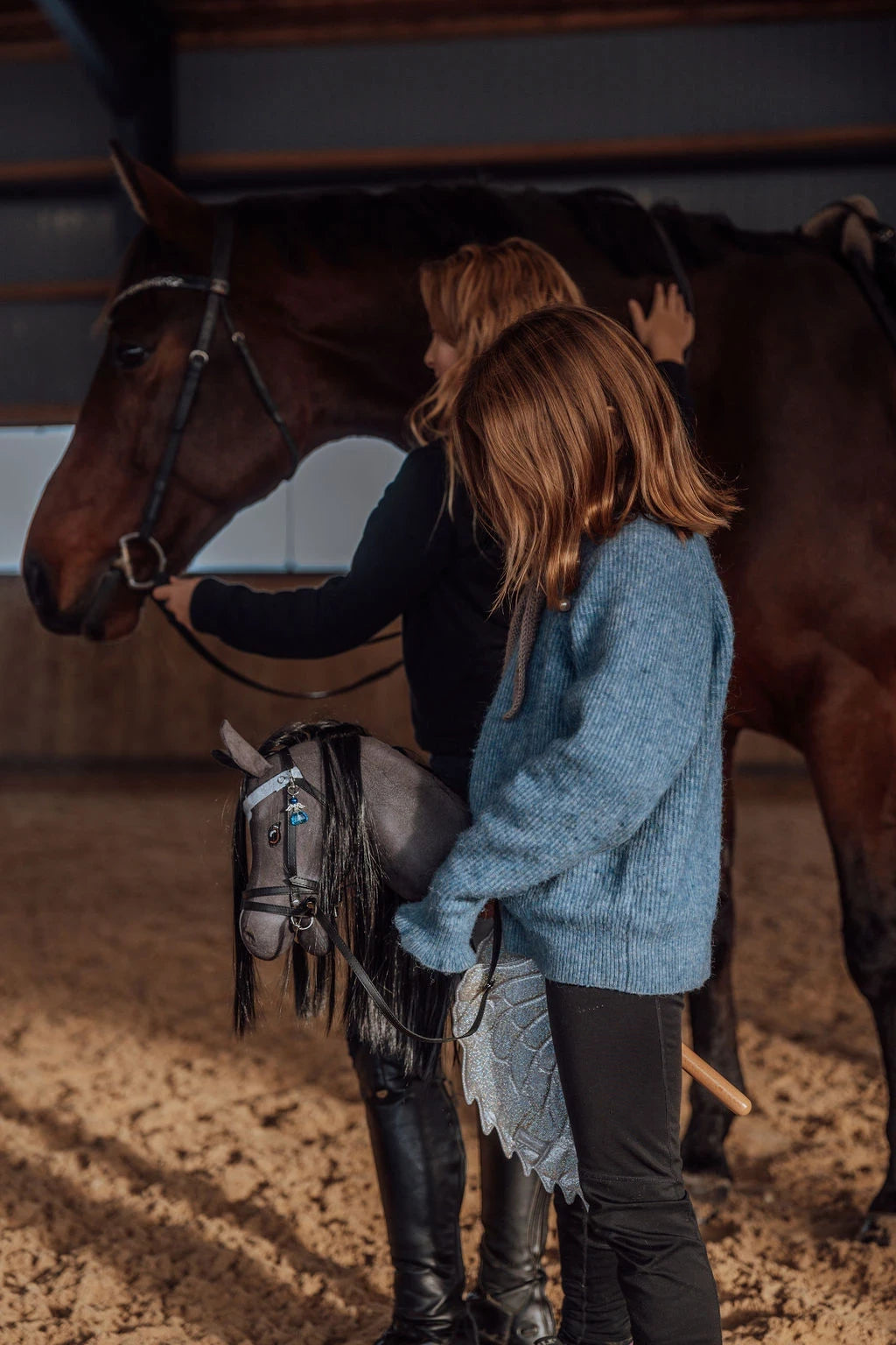 by Astrup Kæphest, Thor, Sort