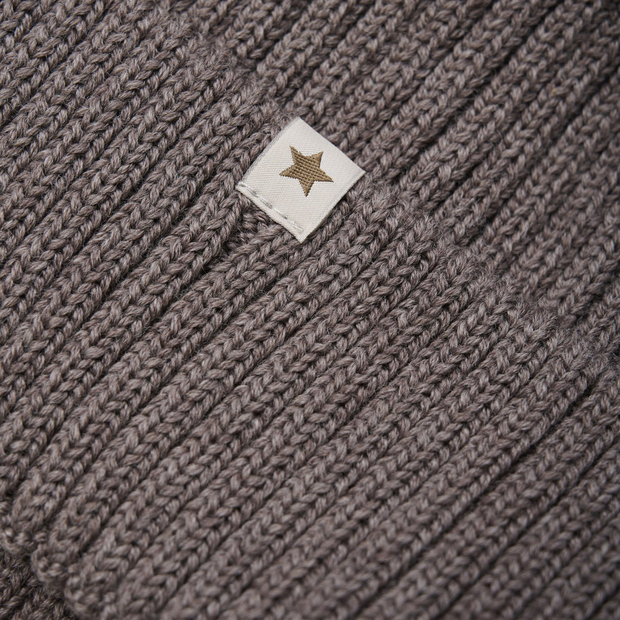 Huttelihut Brown Melange Beanie Uld Strik