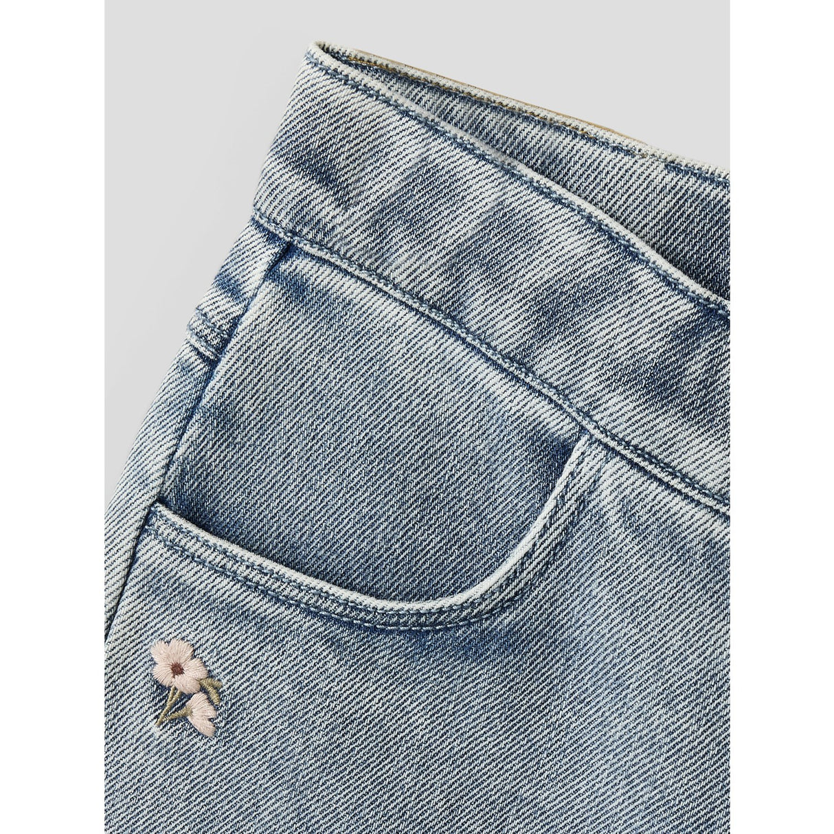 Lil'Atelier Medium Blue Denim Flower Emb Nmfdarlee Doa Loose Jeans 4499-Se Lil