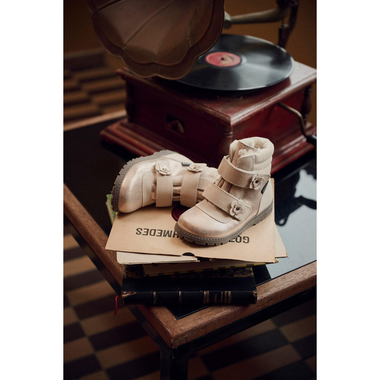 Bundgaard Ivory Glitter Tokker Flower