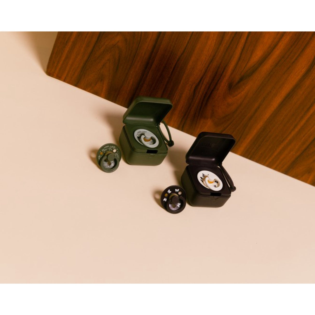 Bibs Sage/Hunter Green Sut Colour Holiday Leaf 2-Pak Latex