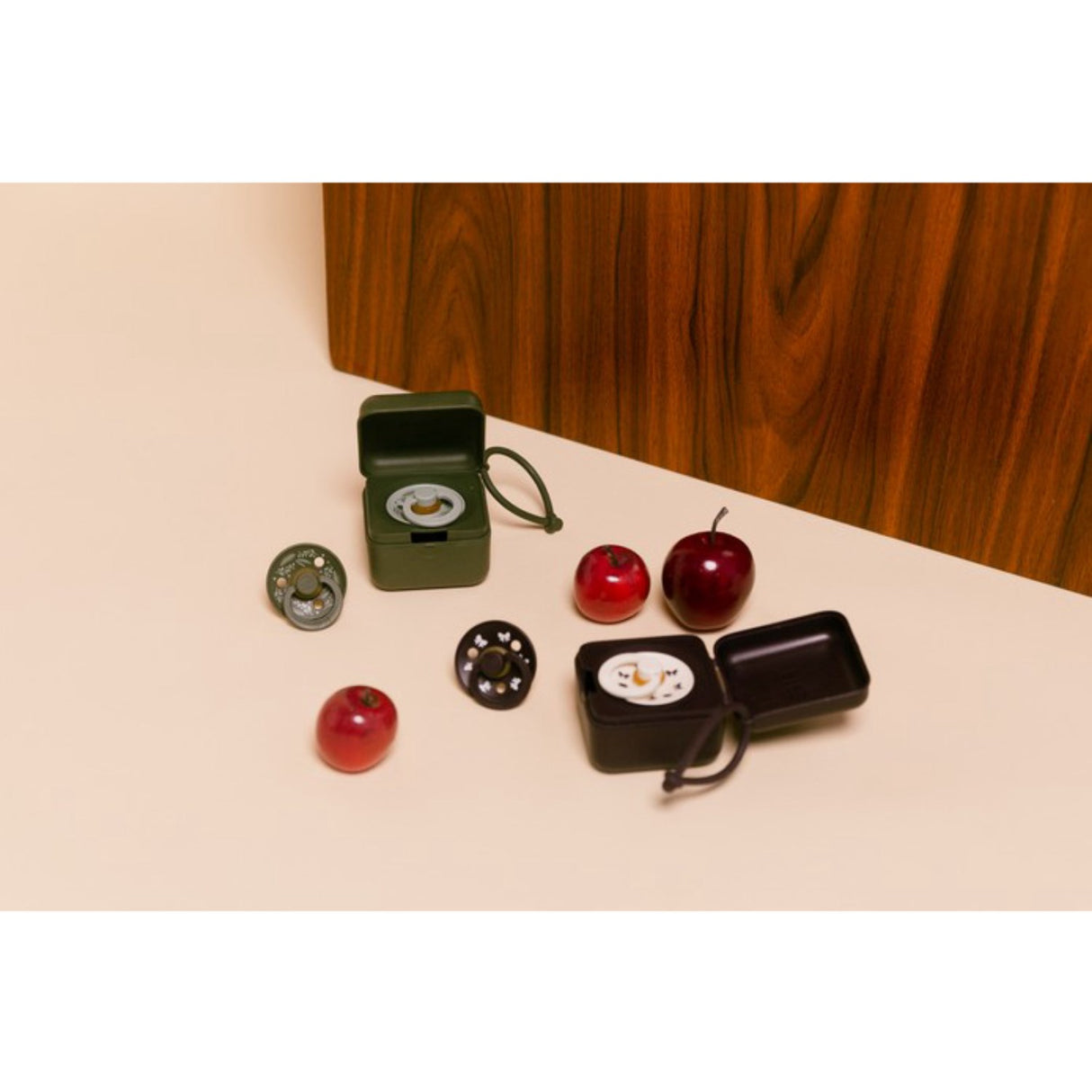 Bibs Sage/Hunter Green Sut Colour Holiday Leaf 2-Pak Latex