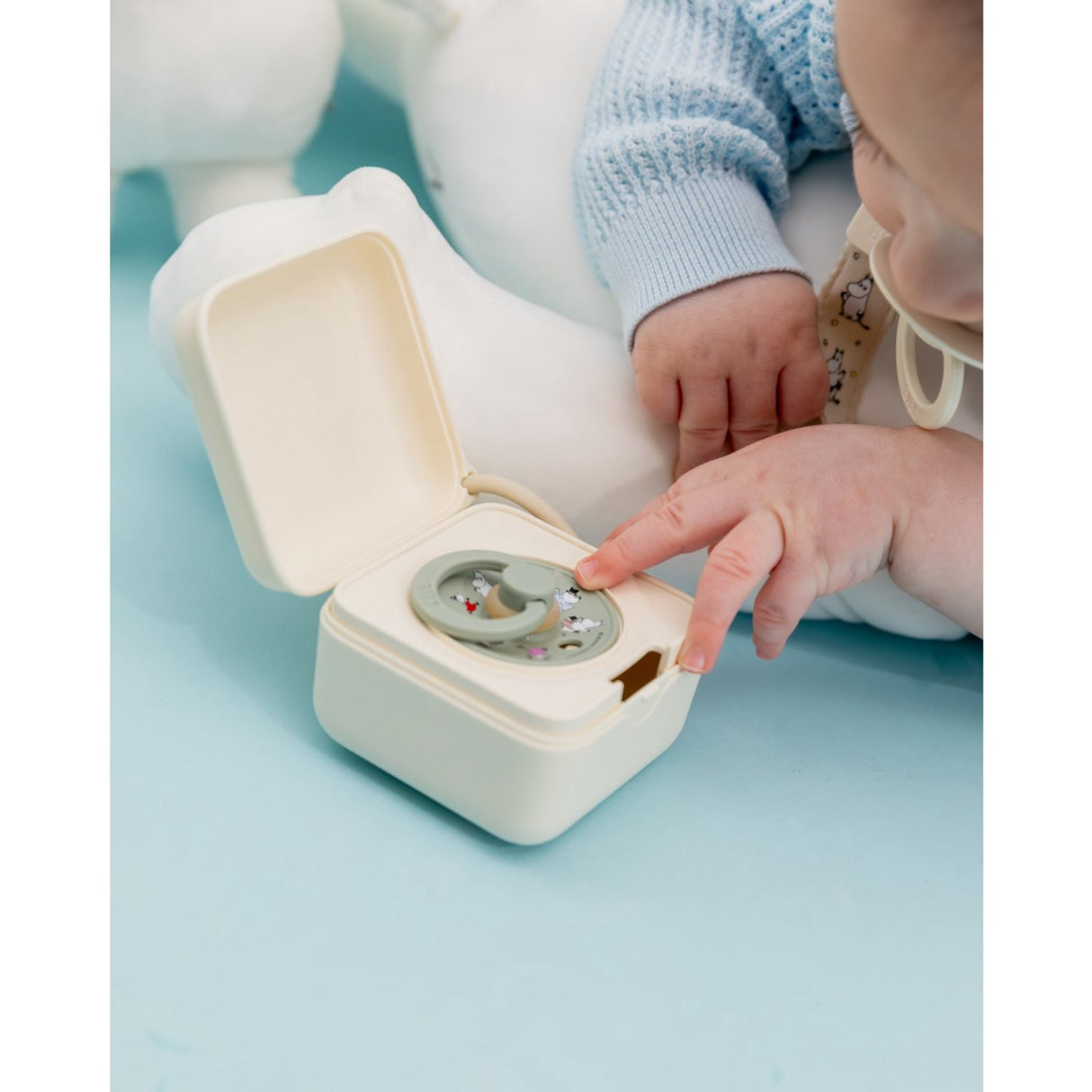 Bibs X Moomin Ivory Sut Clip Loop